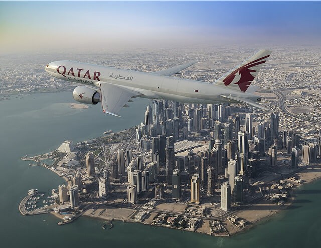 Qatar Airways, визнана найкращою авіакомпанією у 2021 році, влаштувала розпродаж.