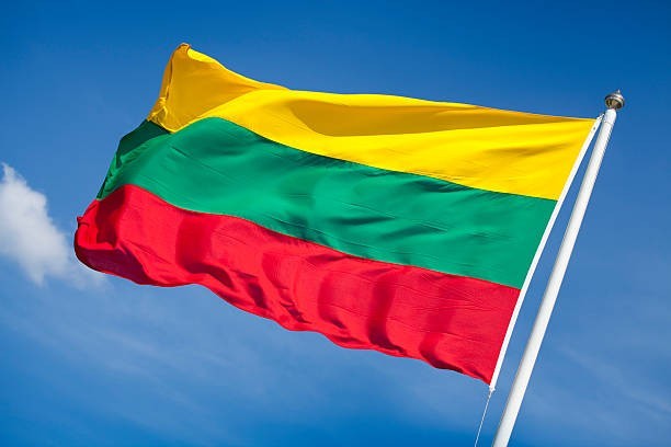 Робота в Литві для українців, зарплати зростають, влаштуватись стало легше