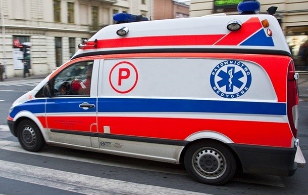 Українцю в Польщі намагаються врятувати очі після вибуху петарди