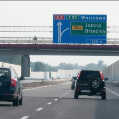 Влада Варшави заборонить в’їзд у місто на старих авто.
