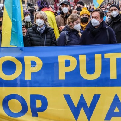 Чехия останавливает выдачу виз и вводит запрет для россиян в ответ на вторжение