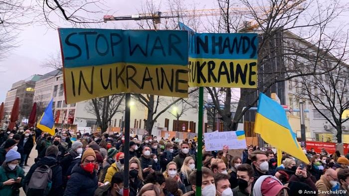 Як українська діаспора може допомогти Україні? Поради іспанської громади українців.