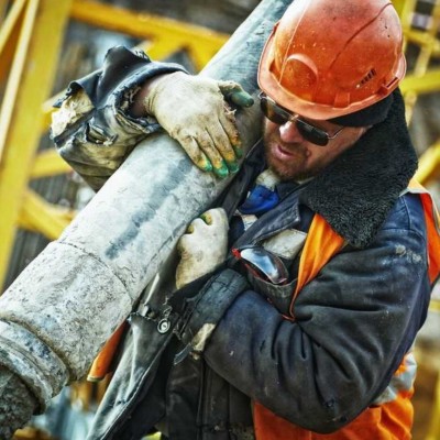 У Польщі підвищили зарплату чоловікам-заробітчанам