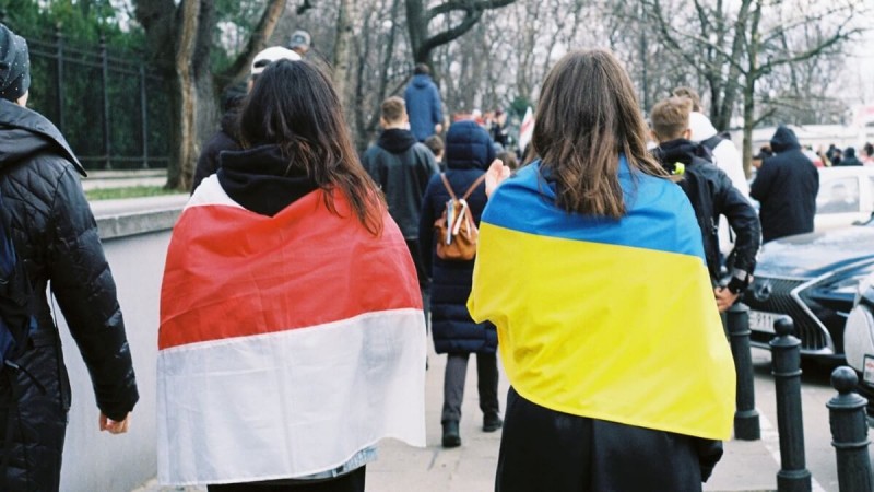 Тимчасовий захист чи статус біженця: в чому принципова різниця?
