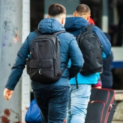 Як вийхати за кордон законно? Хитрі схеми ТЦК. Чому заборона виїзду злочинна?