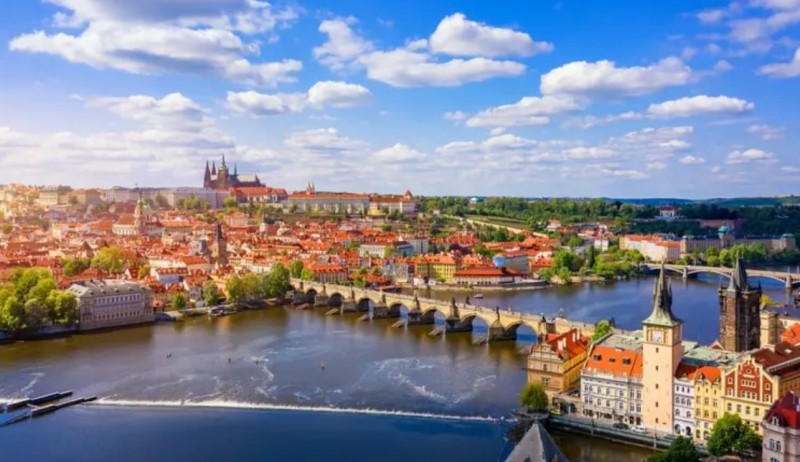 Українці в Чехії: безкоштовне житло для біженців