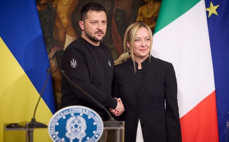 Італія відправила в Україну військової допомоги на 3 мільярди євро. Допомога Італії продовжується.