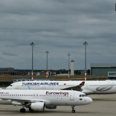 Польща з 10 березня до червня закриває повітряний простір